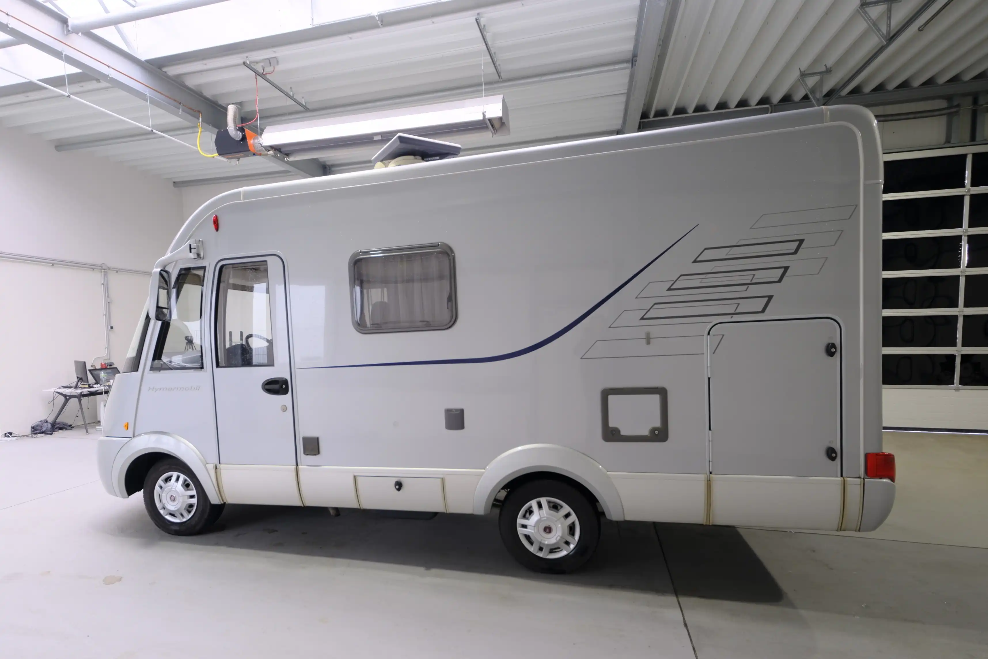 HYMER-ERIBA B 504 CL